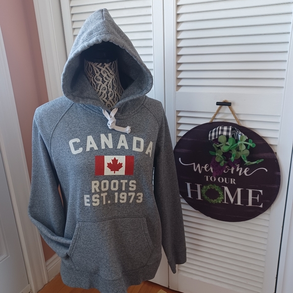 Roots Tops - Roots Canada Women's Large Heathered Grey Sweater Hoodie